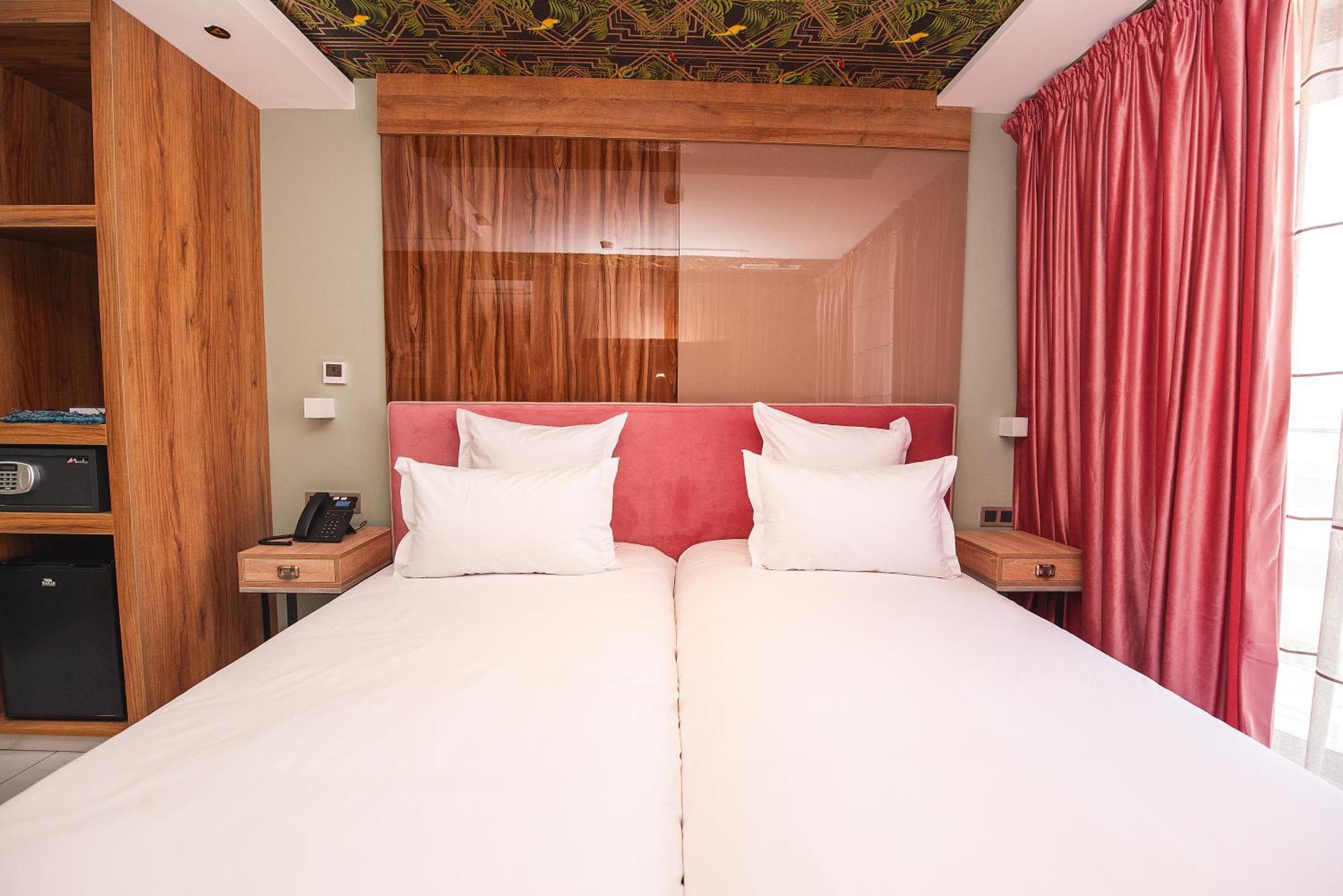 Magnifique Hotel Nador Dış mekan fotoğraf