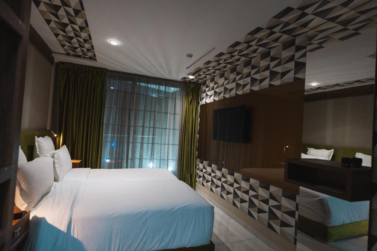 Magnifique Hotel Nador Dış mekan fotoğraf